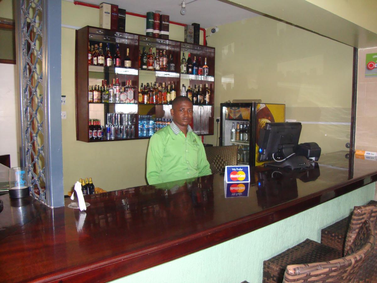 Ash White Hotel Nairobi Ngoại thất bức ảnh