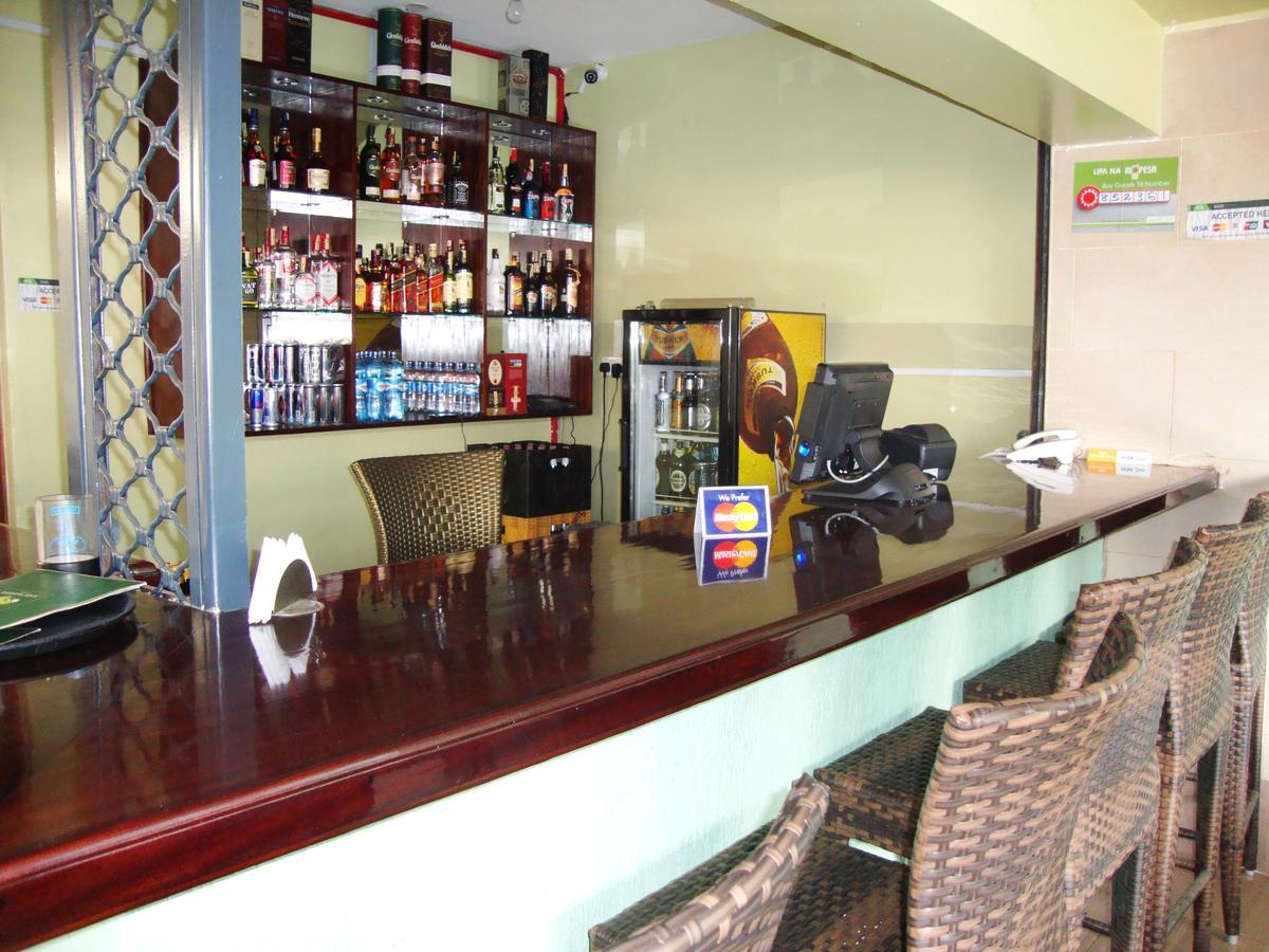 Ash White Hotel Nairobi Ngoại thất bức ảnh
