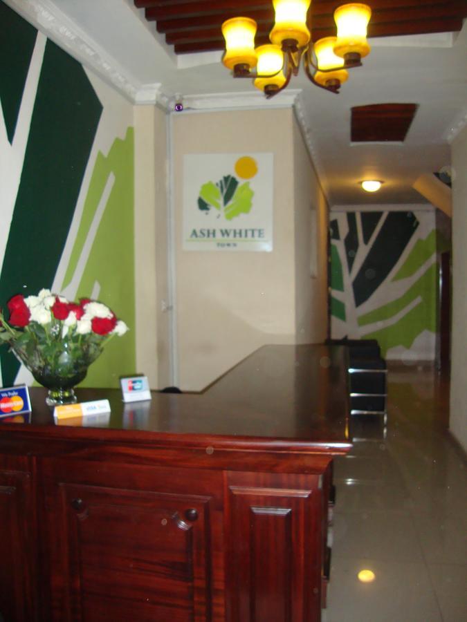 Ash White Hotel Nairobi Ngoại thất bức ảnh