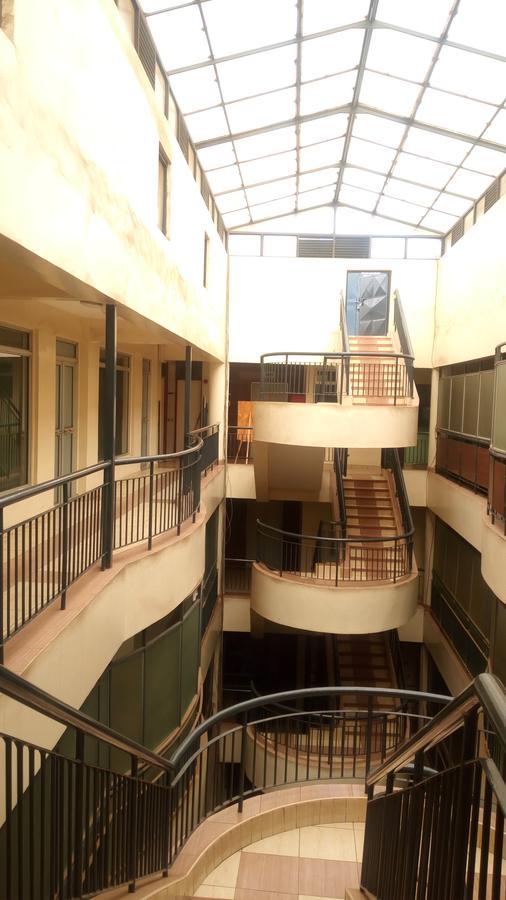 Ash White Hotel Nairobi Ngoại thất bức ảnh