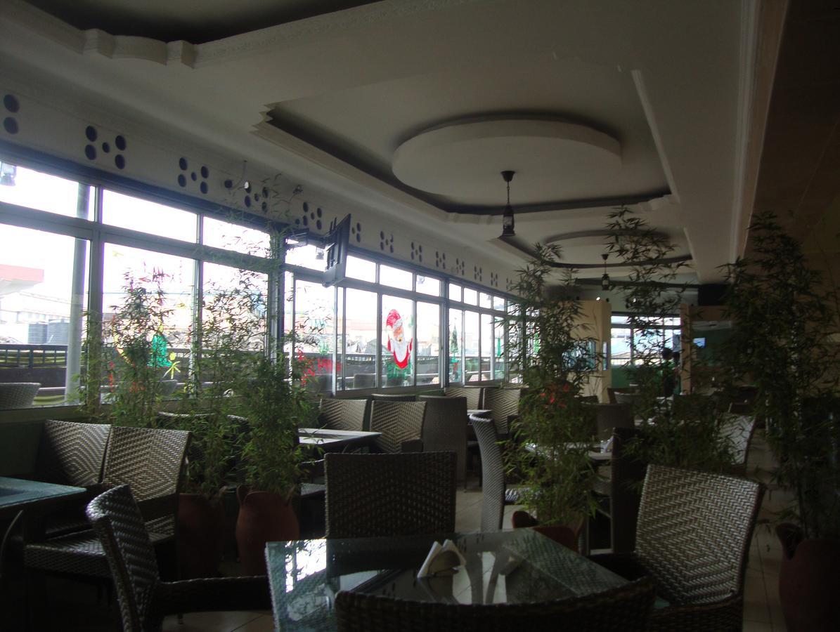 Ash White Hotel Nairobi Ngoại thất bức ảnh