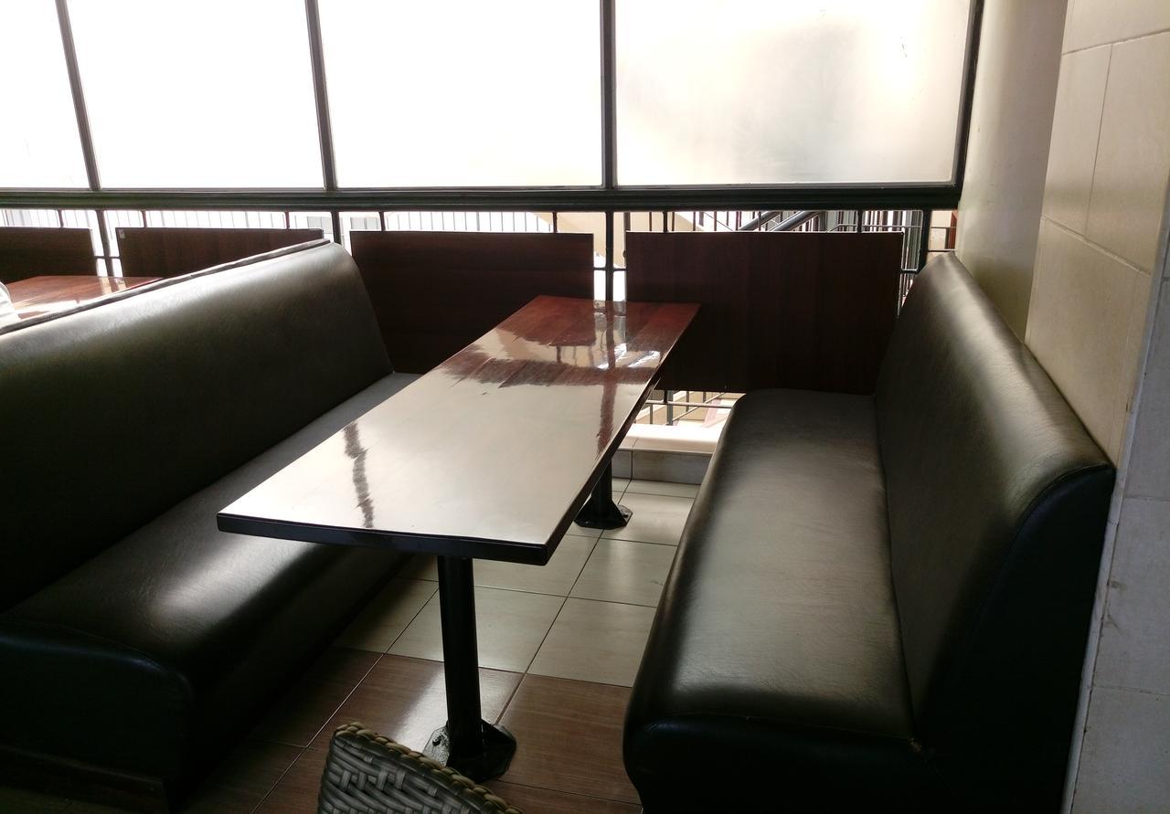 Ash White Hotel Nairobi Ngoại thất bức ảnh