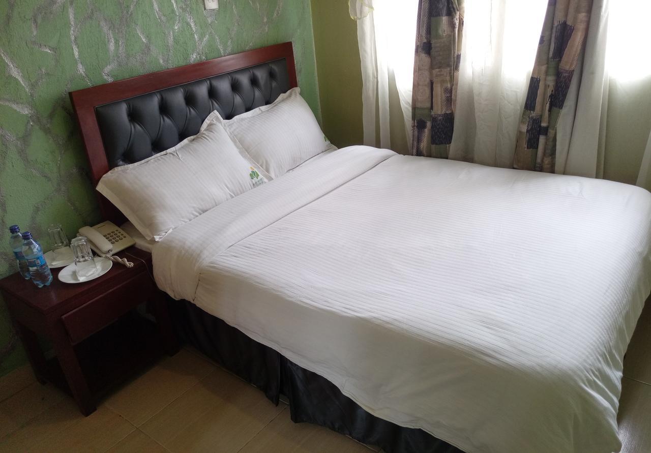 Ash White Hotel Nairobi Ngoại thất bức ảnh