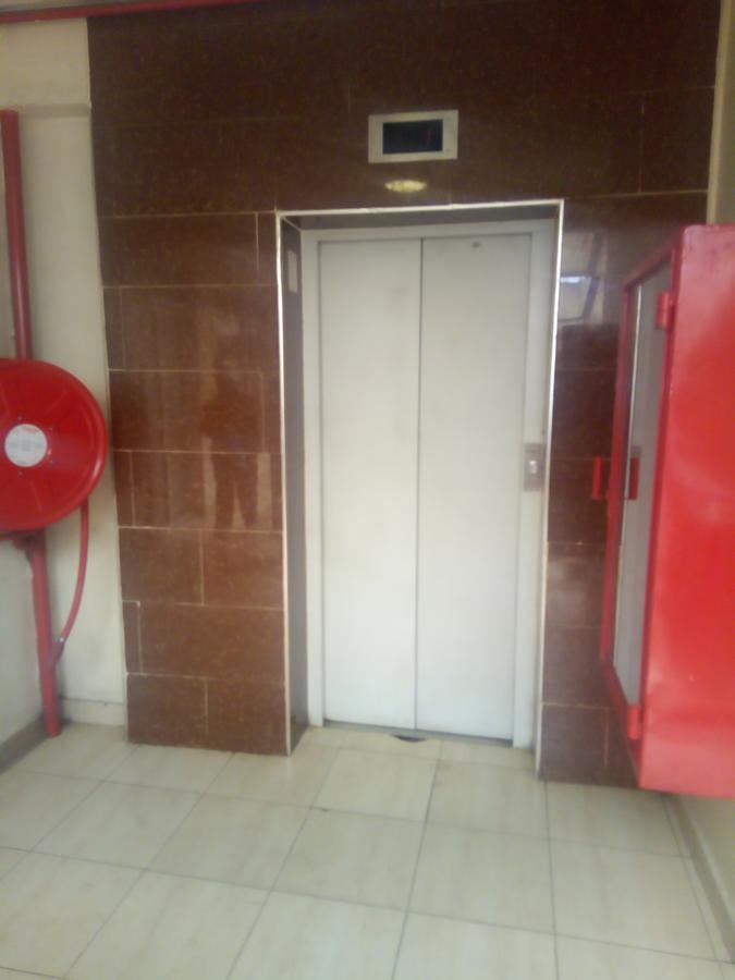Ash White Hotel Nairobi Ngoại thất bức ảnh