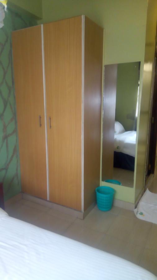 Ash White Hotel Nairobi Ngoại thất bức ảnh