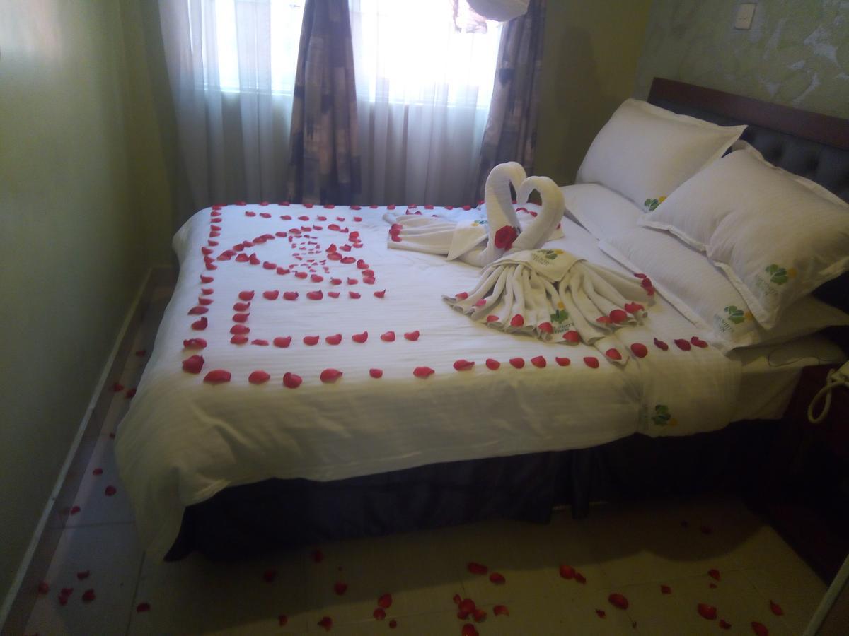Ash White Hotel Nairobi Ngoại thất bức ảnh