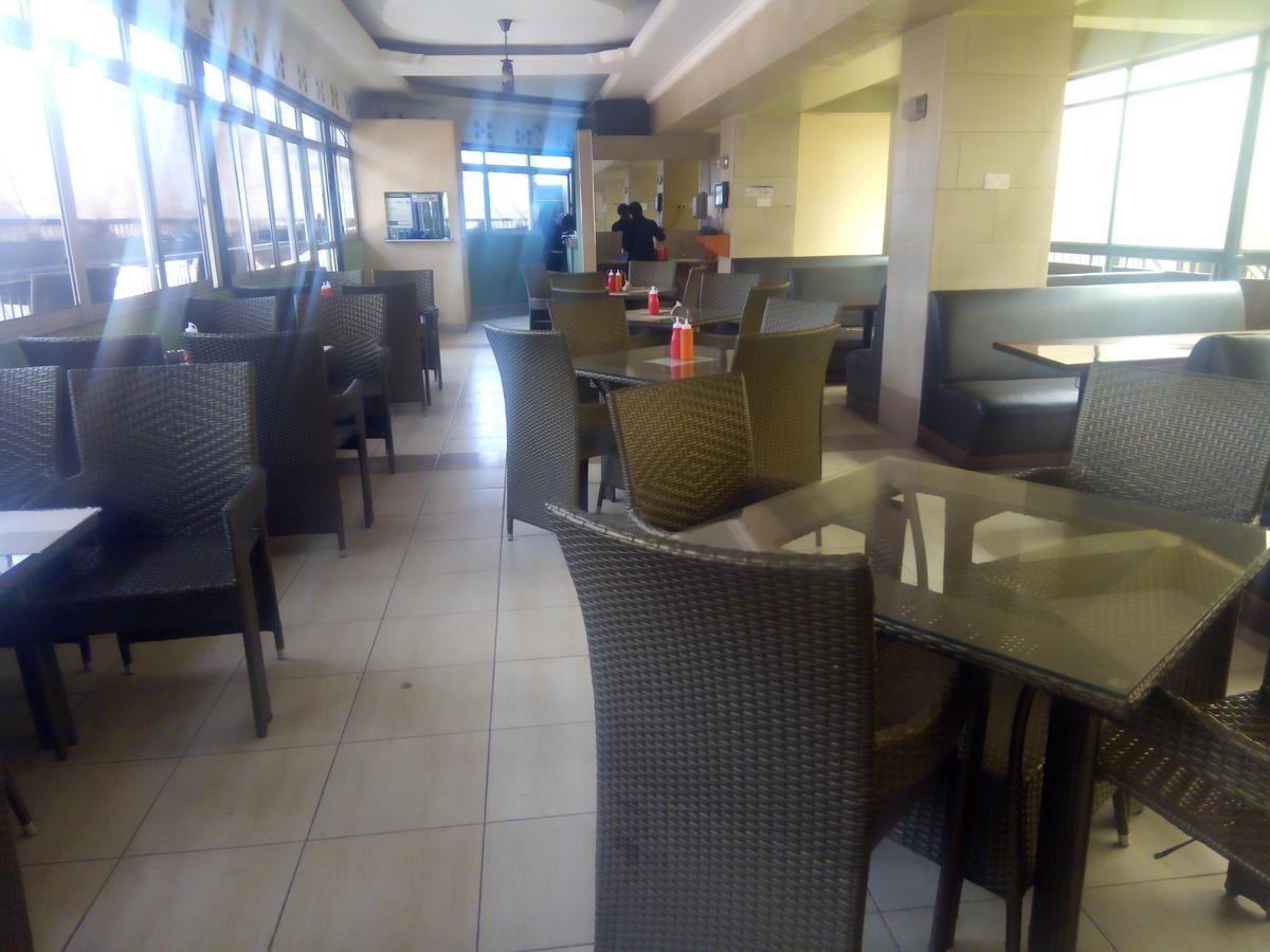 Ash White Hotel Nairobi Ngoại thất bức ảnh