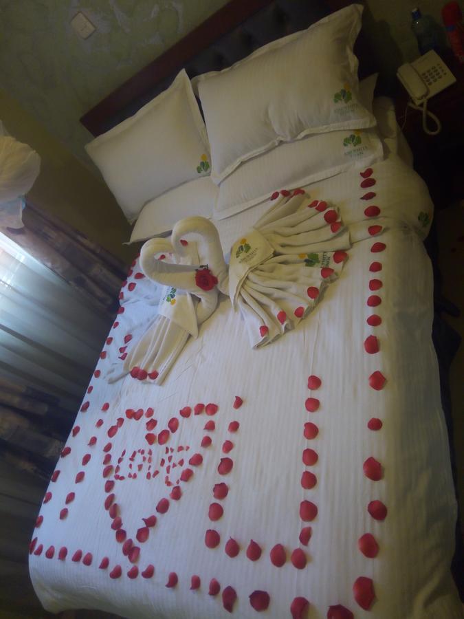 Ash White Hotel Nairobi Ngoại thất bức ảnh