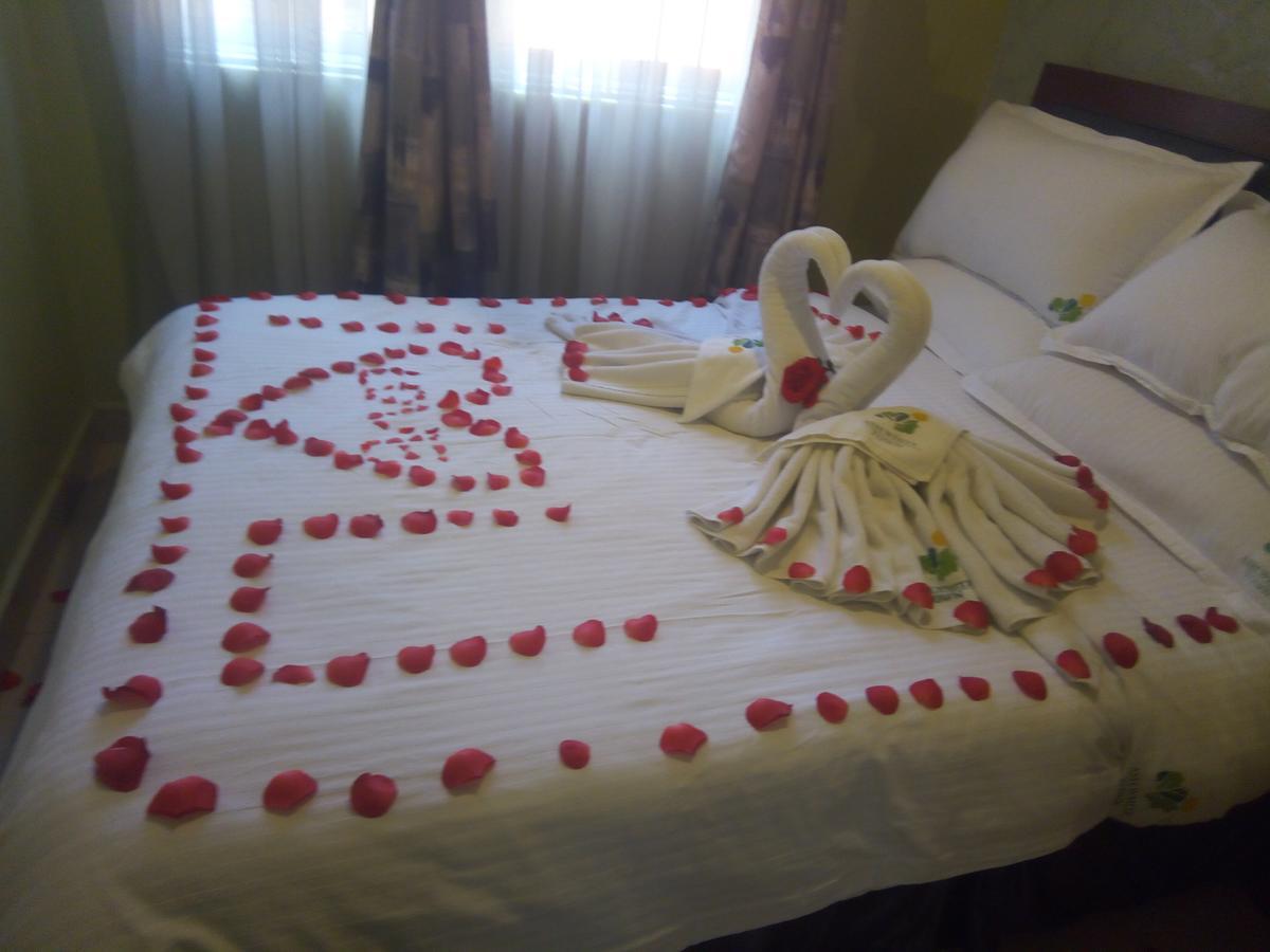 Ash White Hotel Nairobi Ngoại thất bức ảnh