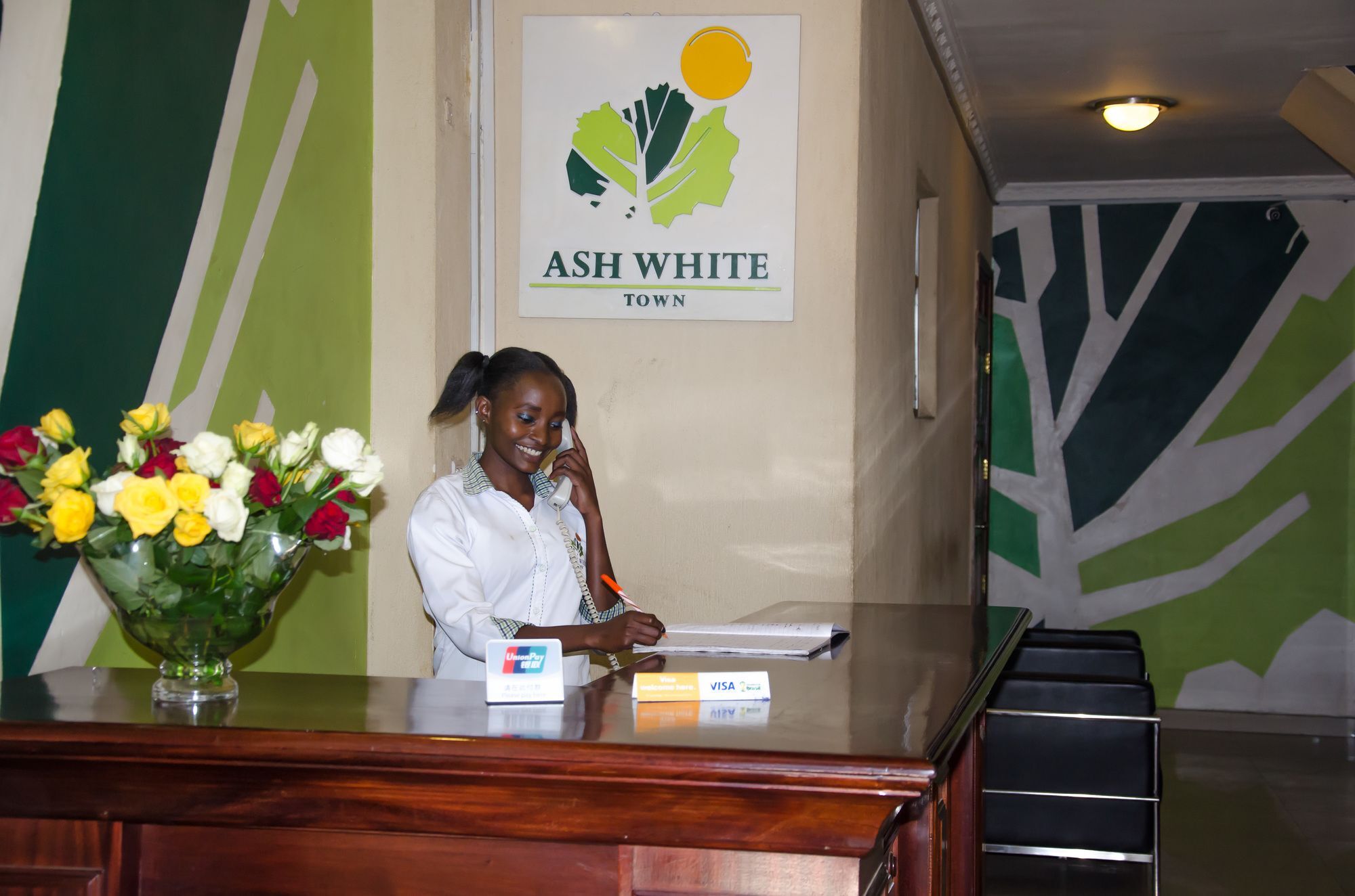 Ash White Hotel Nairobi Ngoại thất bức ảnh
